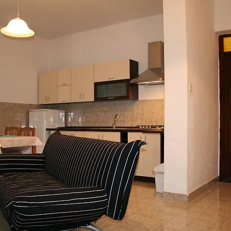 Apartments Susy Pola Esterno foto